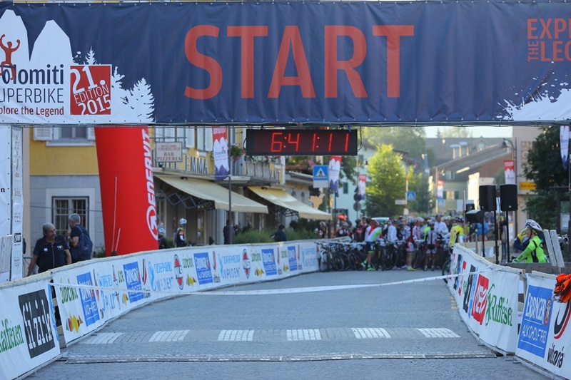 Bild 5 Superbike Dolomiti