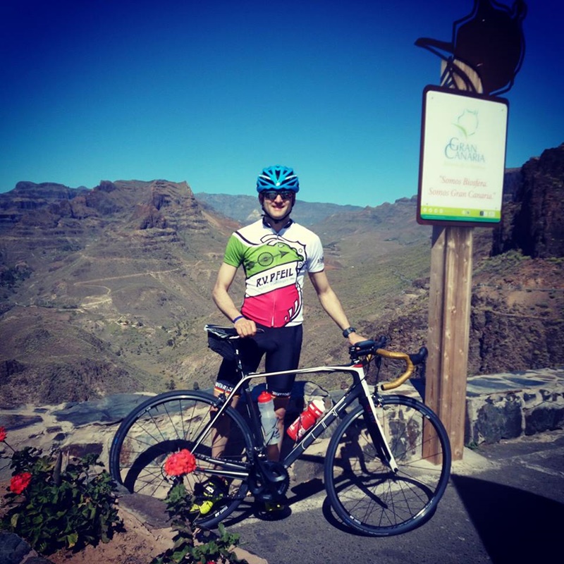 im Pfeil trikot GranCanaria