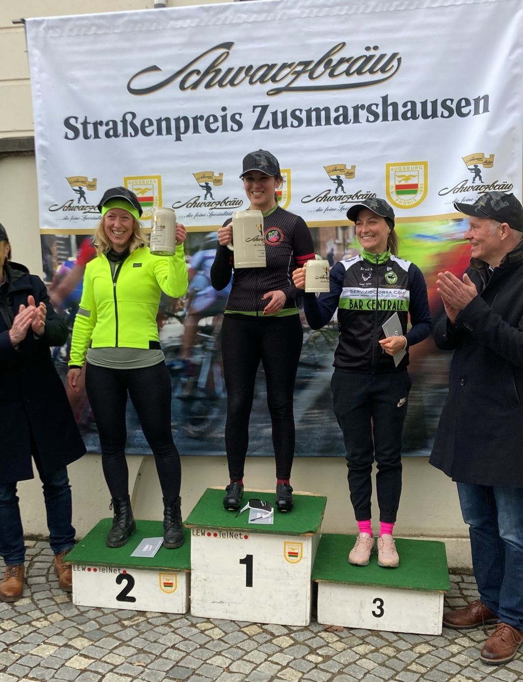 Sieherehrung Frauen Radrennen Zusmarshausen 2023 klein